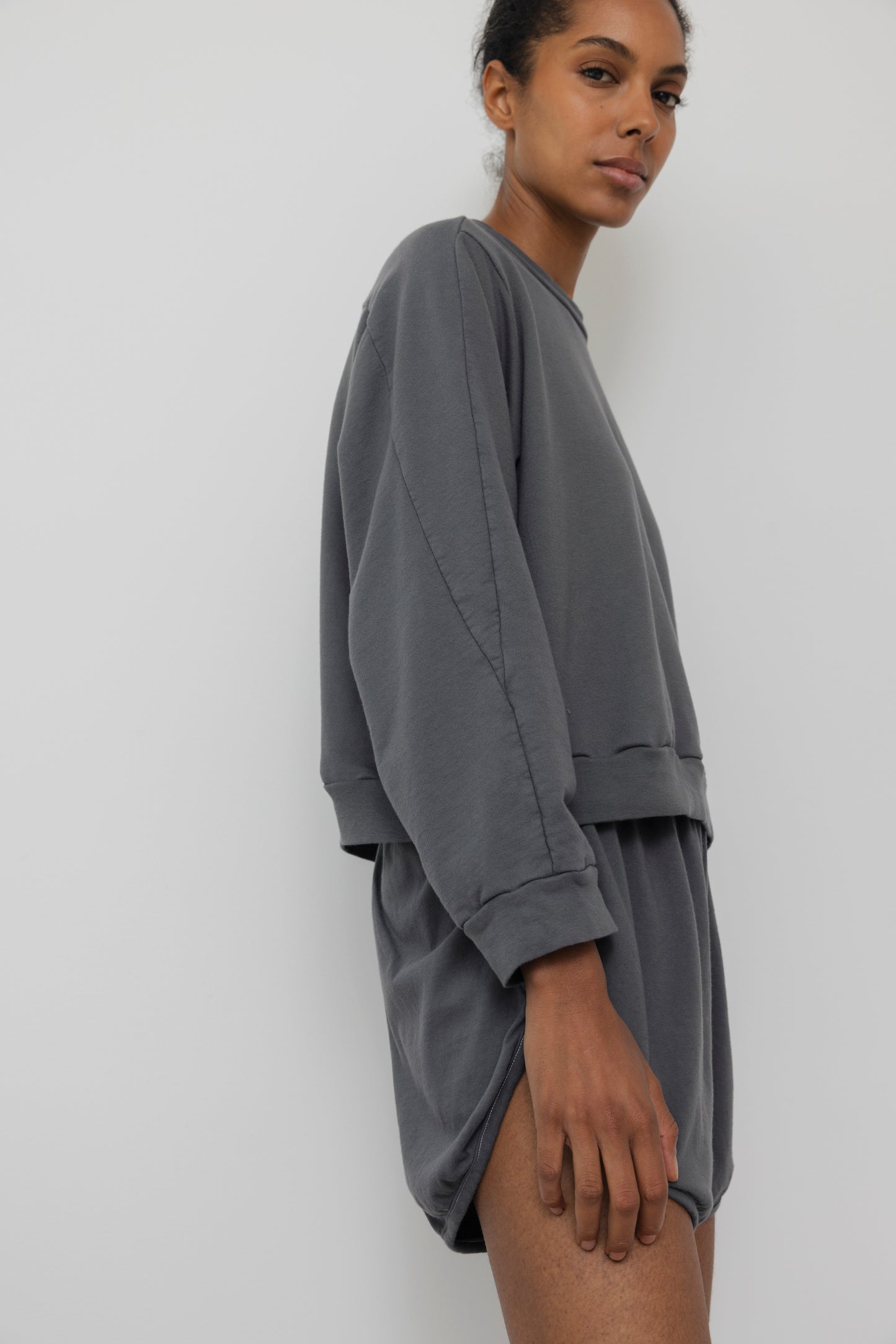 Easy Sweatshirt in Stone Organic Cotton