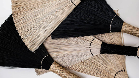 Buri Buri Broom in Black