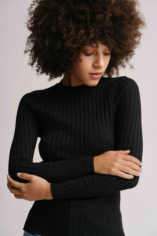 Valley Ribbed Merino Top in Charcoal