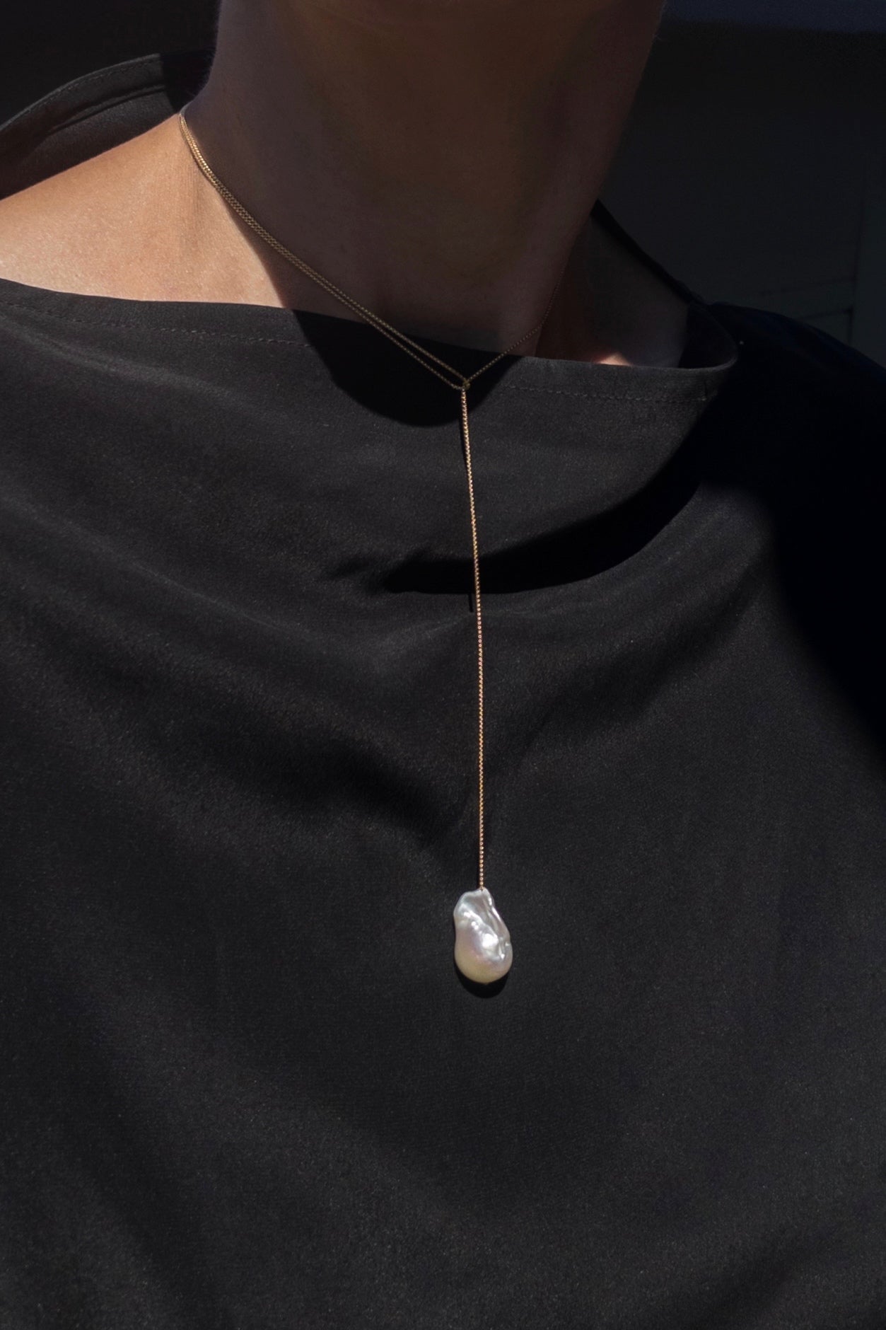 Fireball Lariat Pearl Necklace