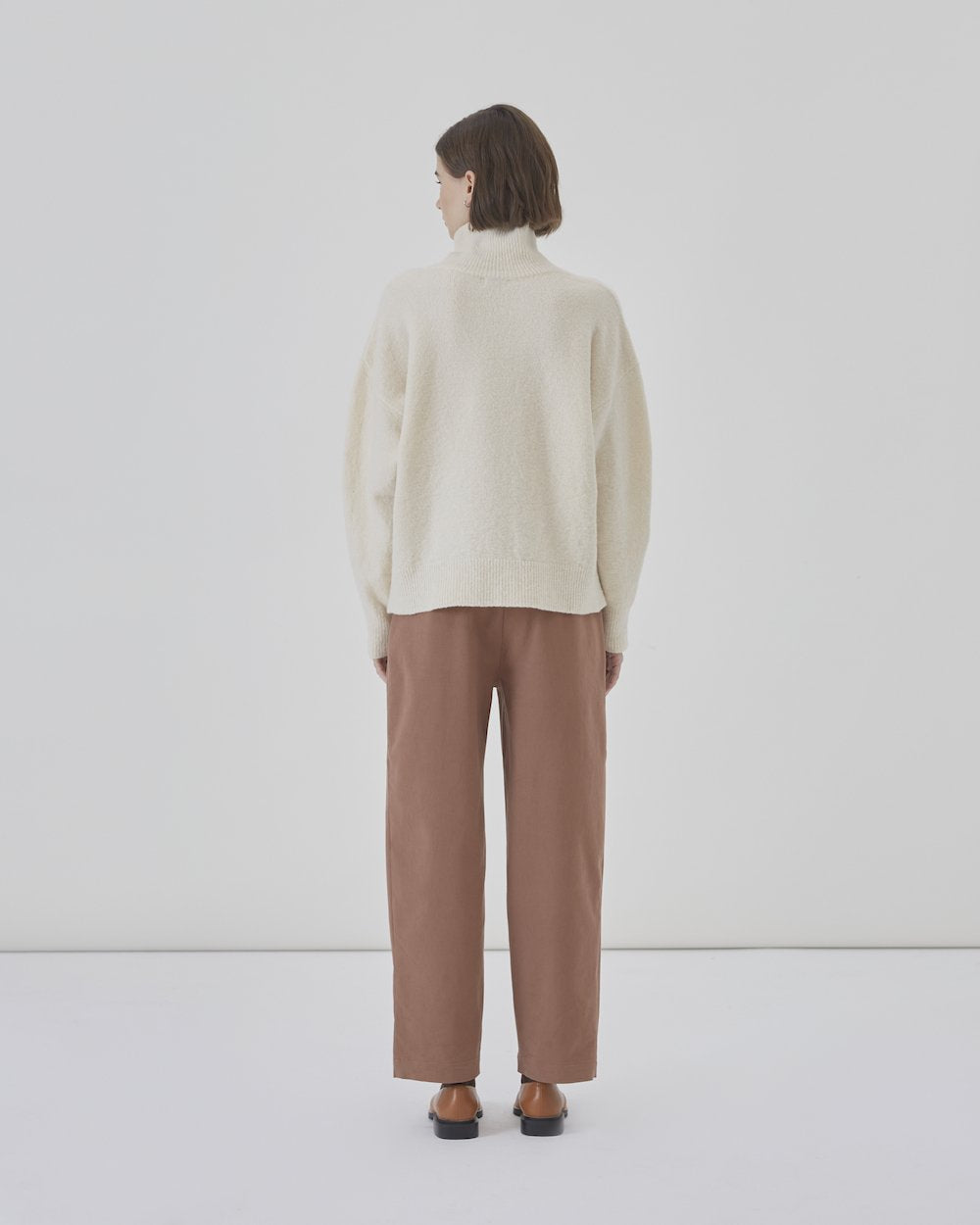 Bennett Cashmere Blend Sweater in Off White