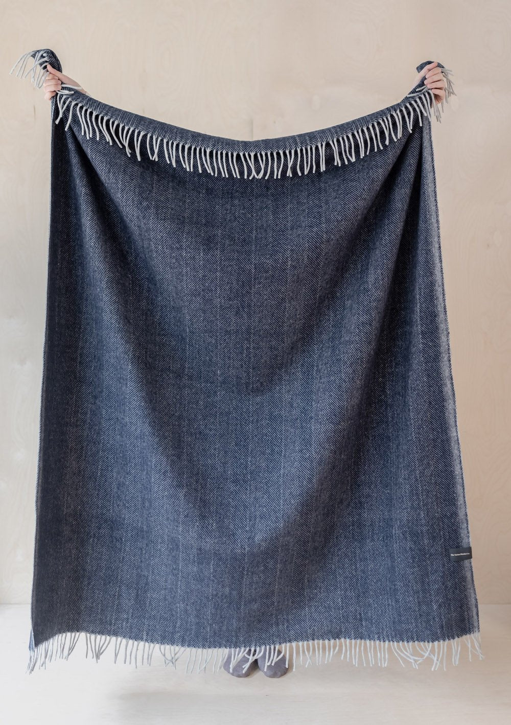 Recycled Wool Throw in Navy