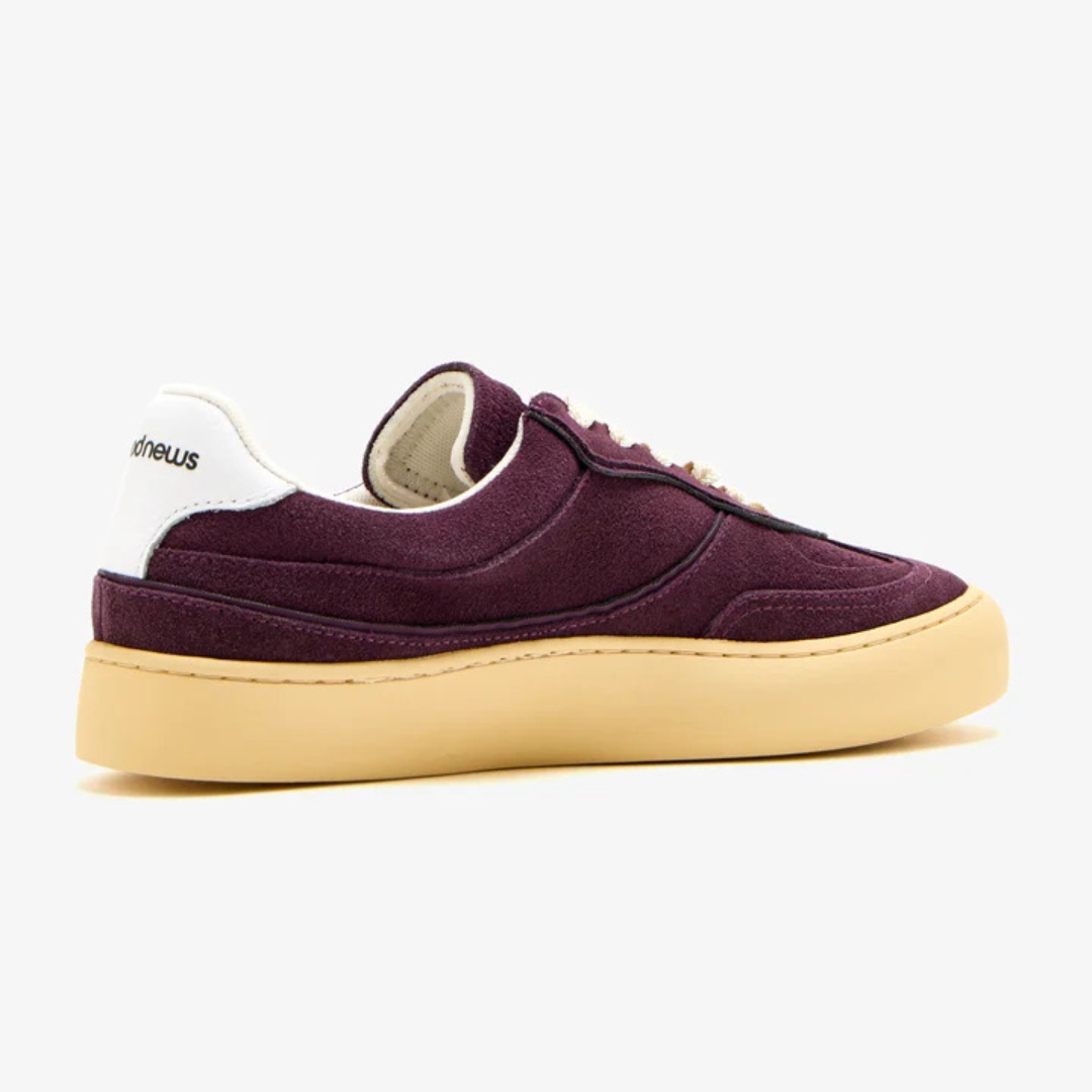 Lagoon Suede Sneakers in Burgundy