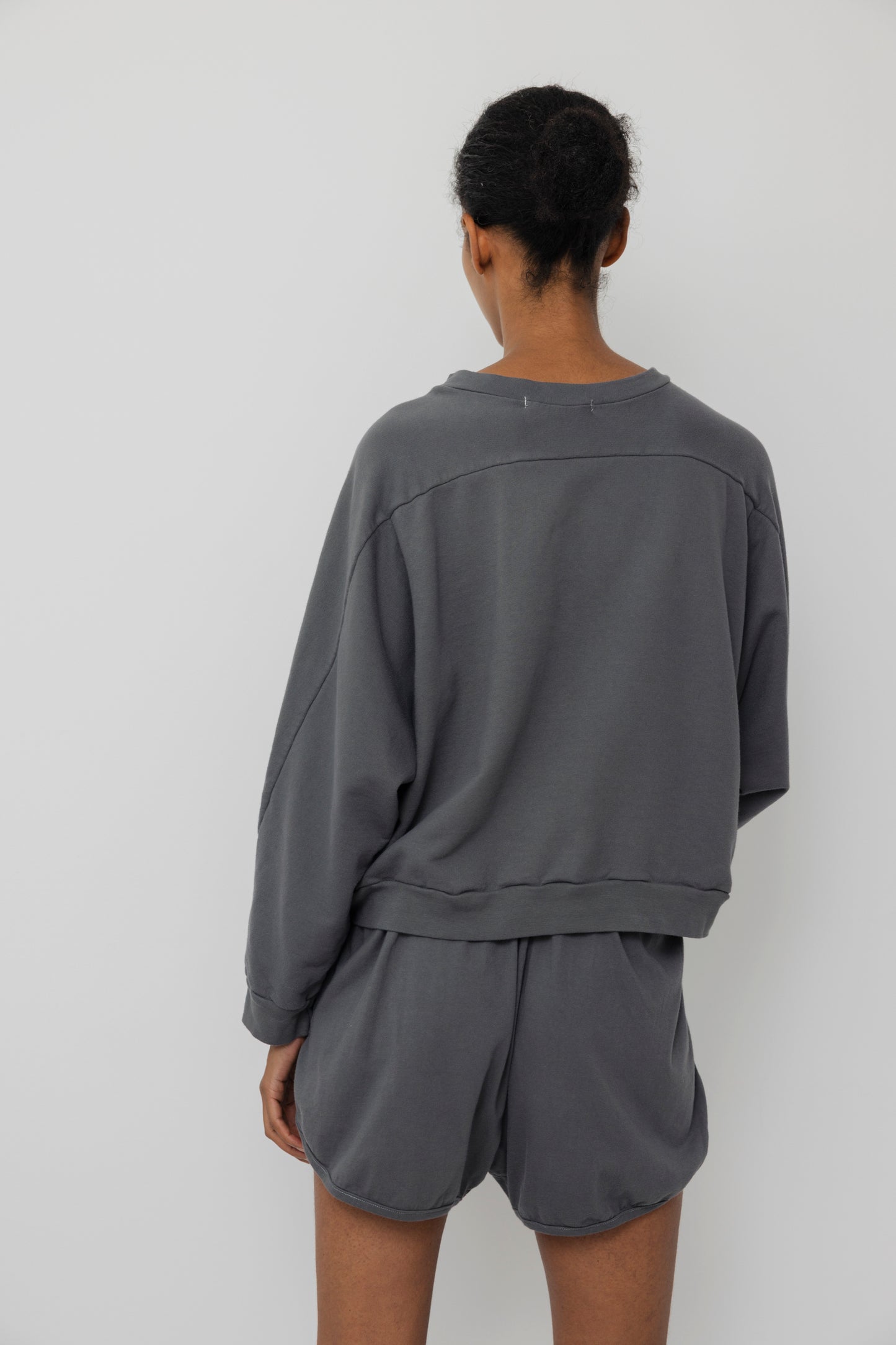 Easy Sweatshirt in Stone Organic Cotton