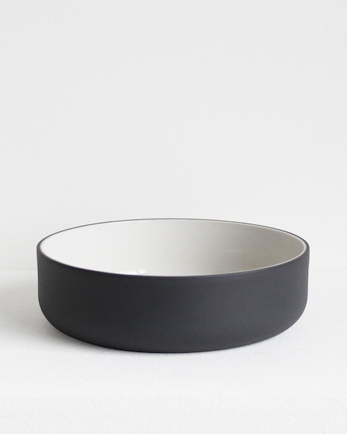 Ceramic Bowl in Dark Grey