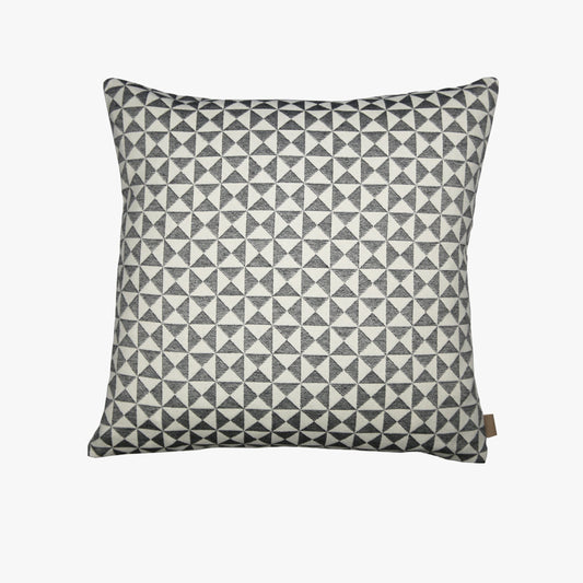 Hackney Cushion