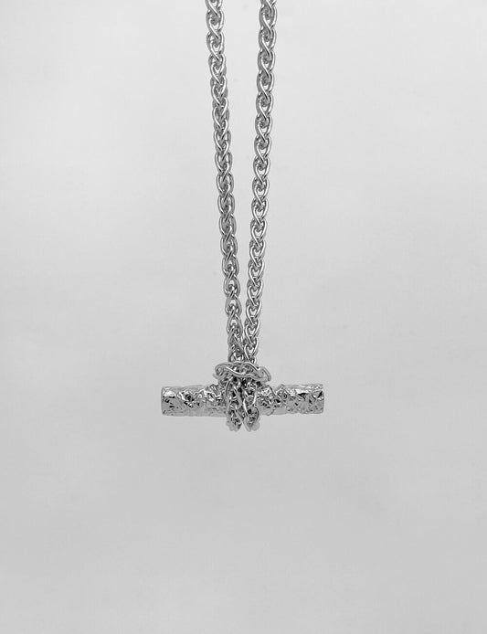 Knotted T Bar Necklace in Silver