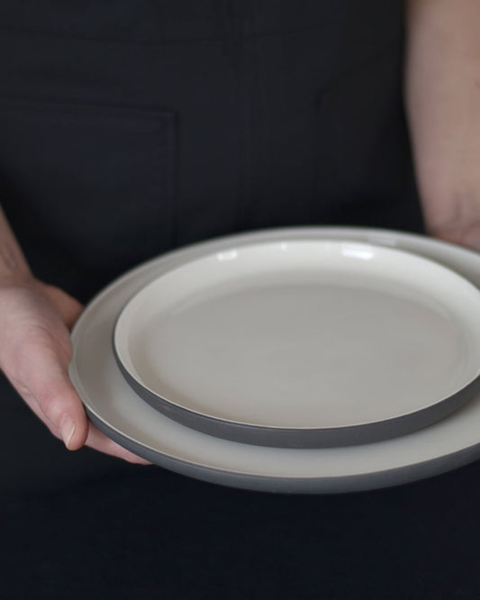 Dinner Plate in Dark Grey