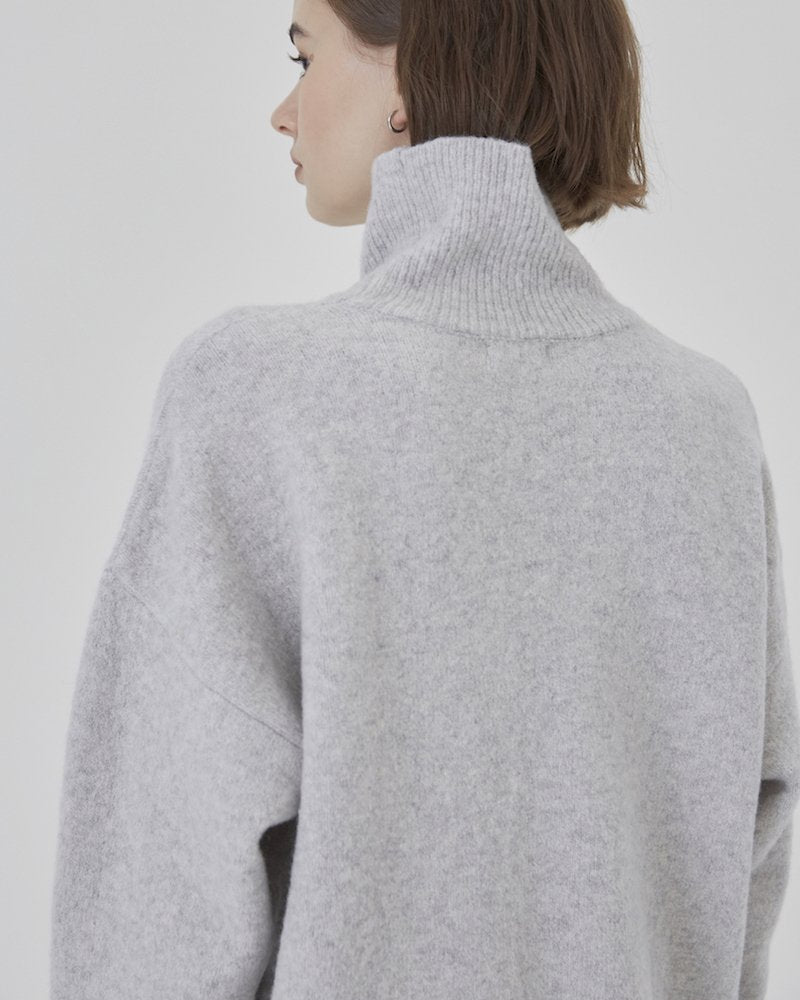 Bennett Cashmere Blend Sweater in Ice Grey