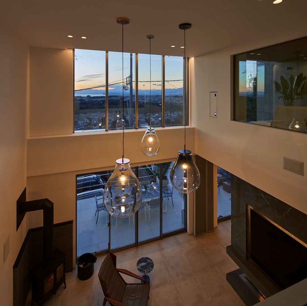 Crystal Tim Pendant in Smoke Black, Medium