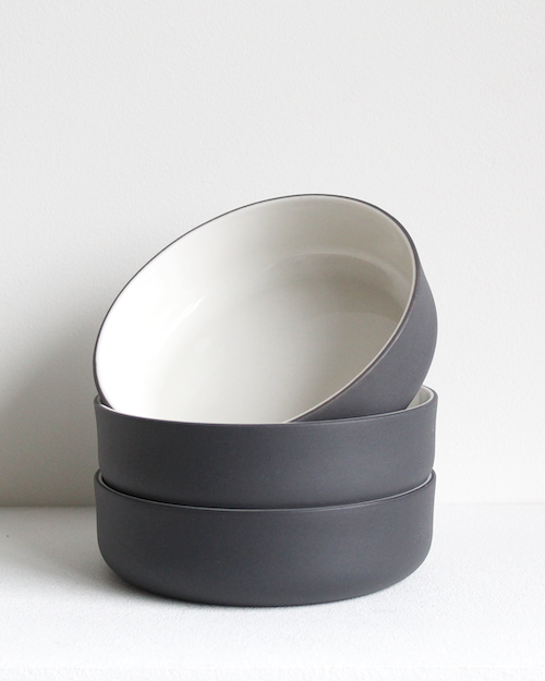 Ceramic Bowl in Dark Grey