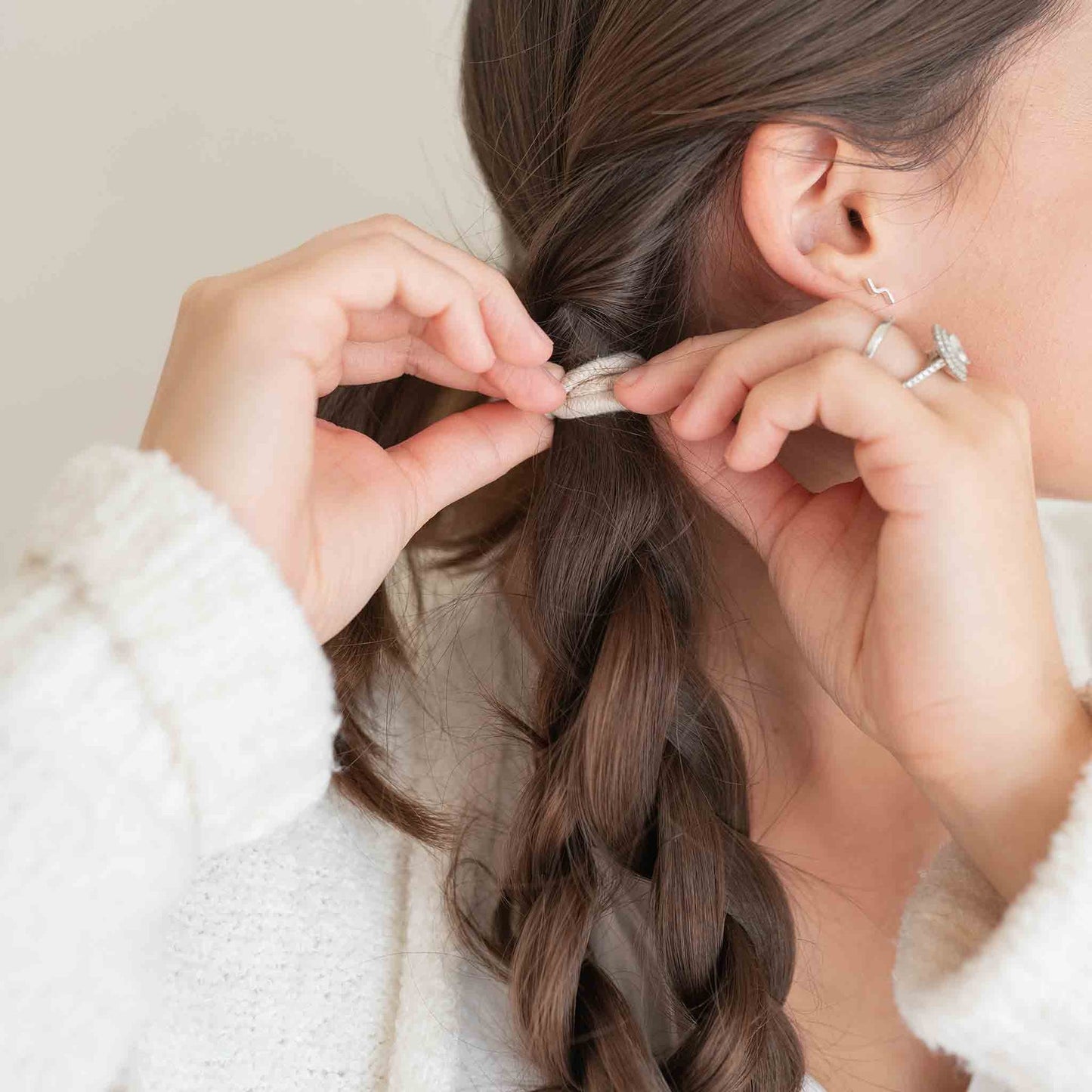 Plastic-Free Round Mondo Hair Ties in Neutral