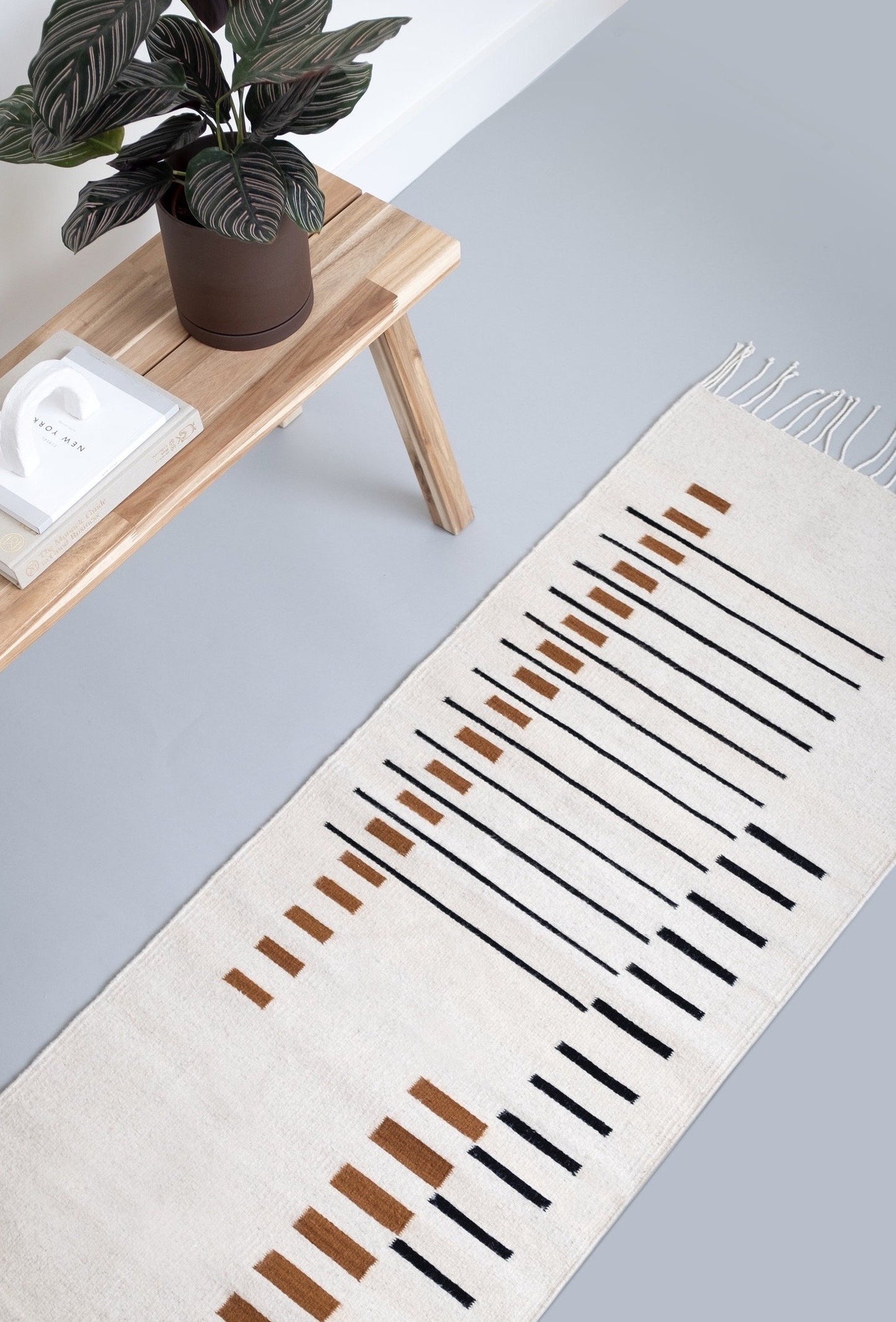 Long Parallel Runner Off White