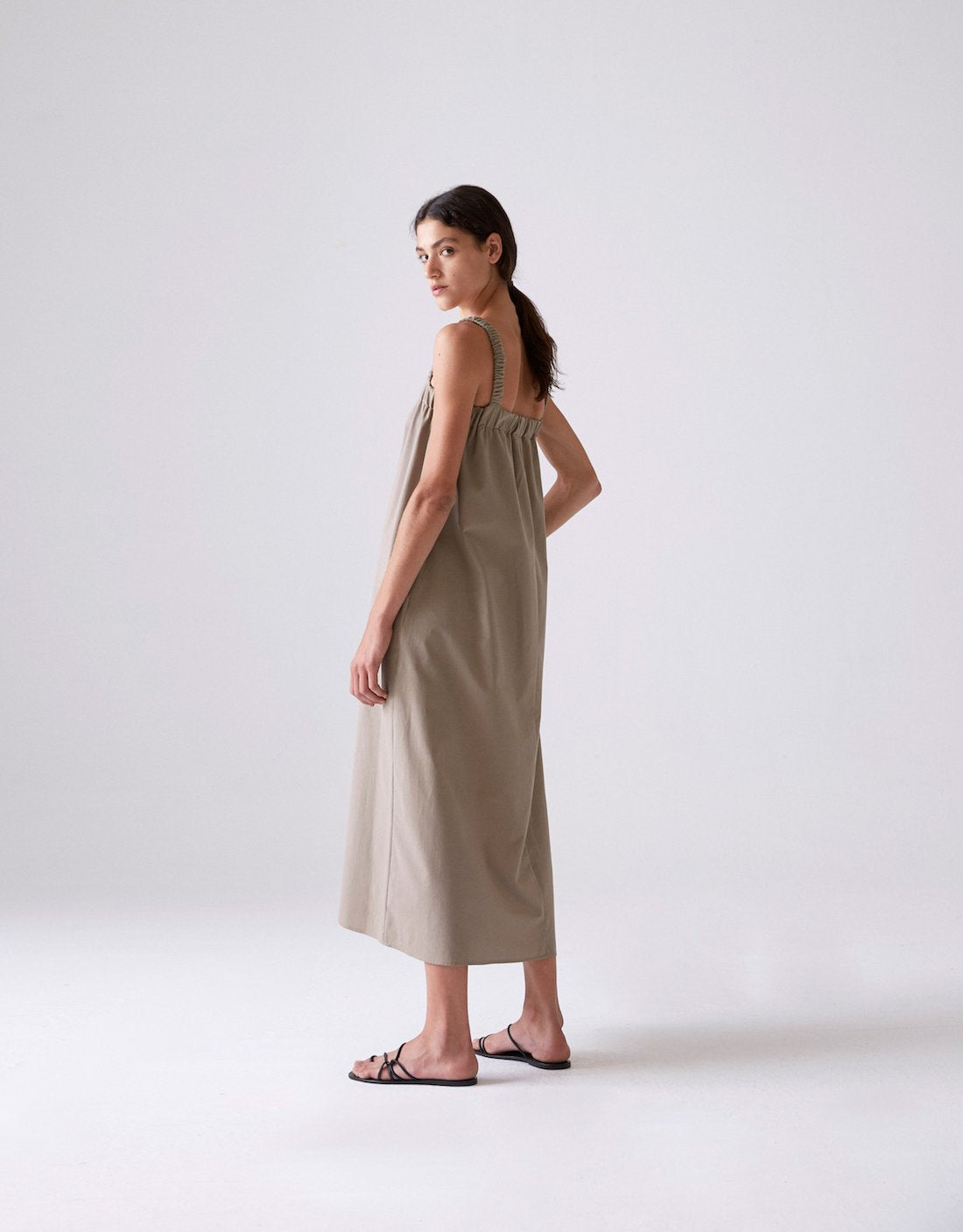 Fina Dress in Taupe Organic Cotton