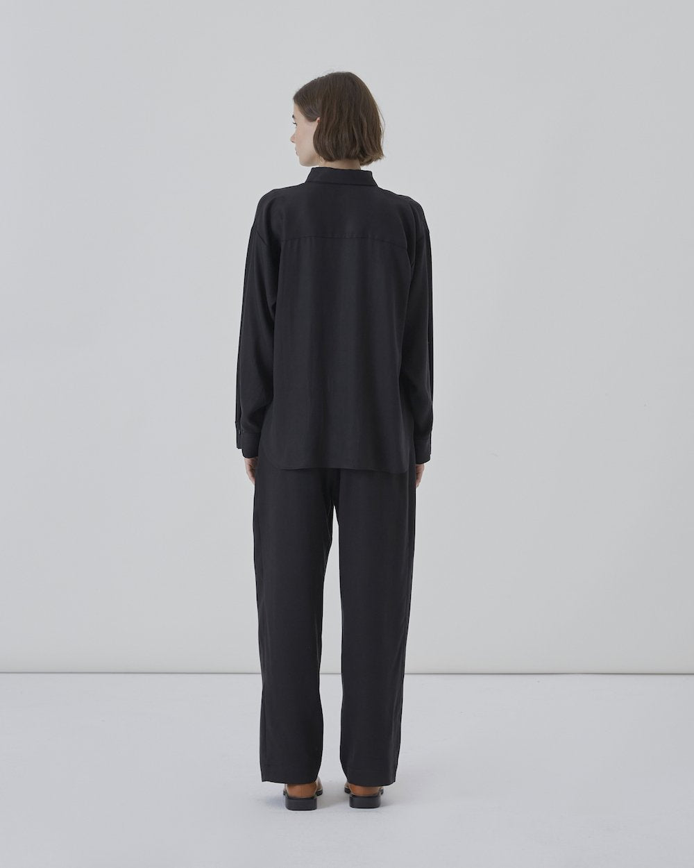 Beck Shirt in Black Tencel