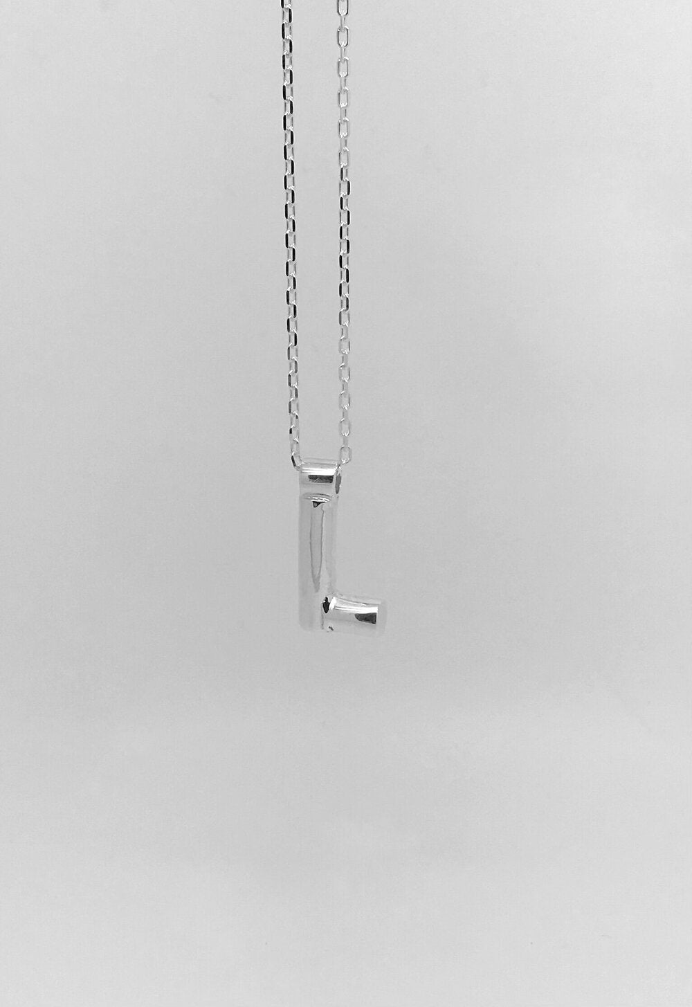 'J' 'L' 'O' 'R' Initial Pendant in Silver