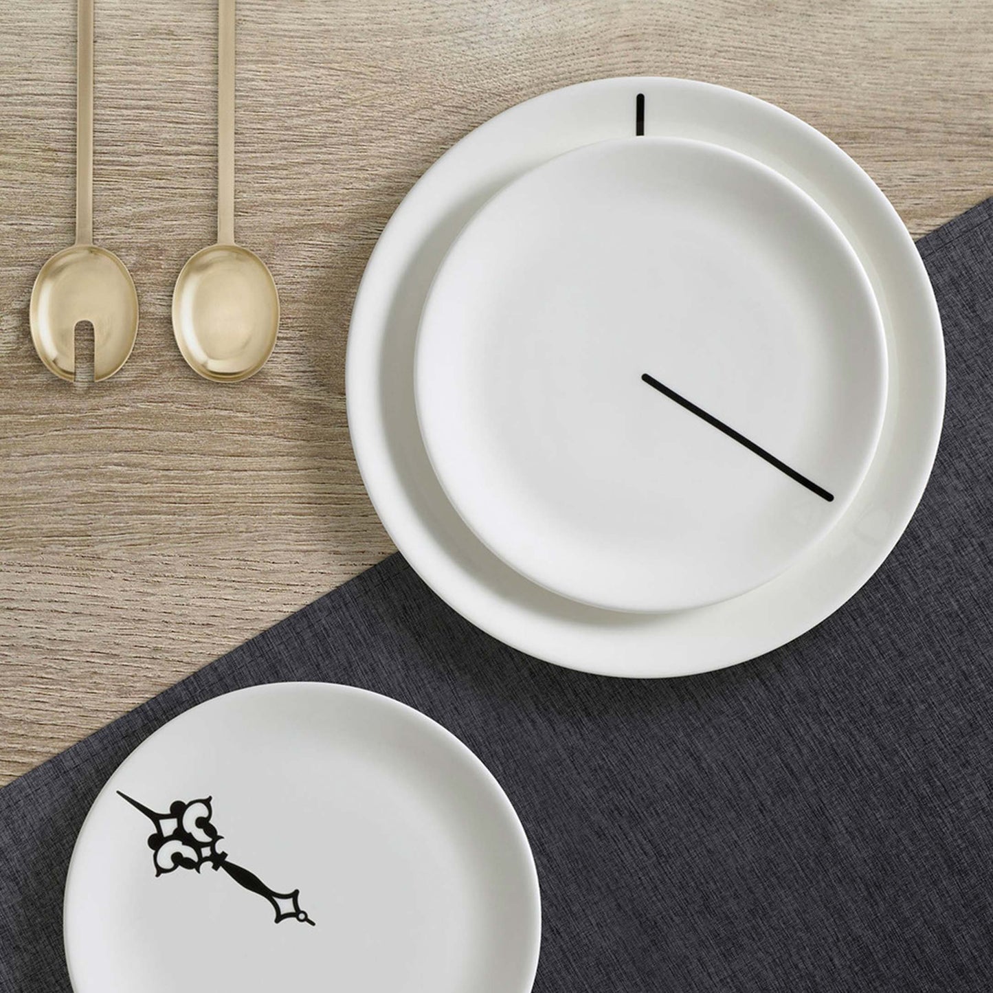Zurich Time Dinner Plate