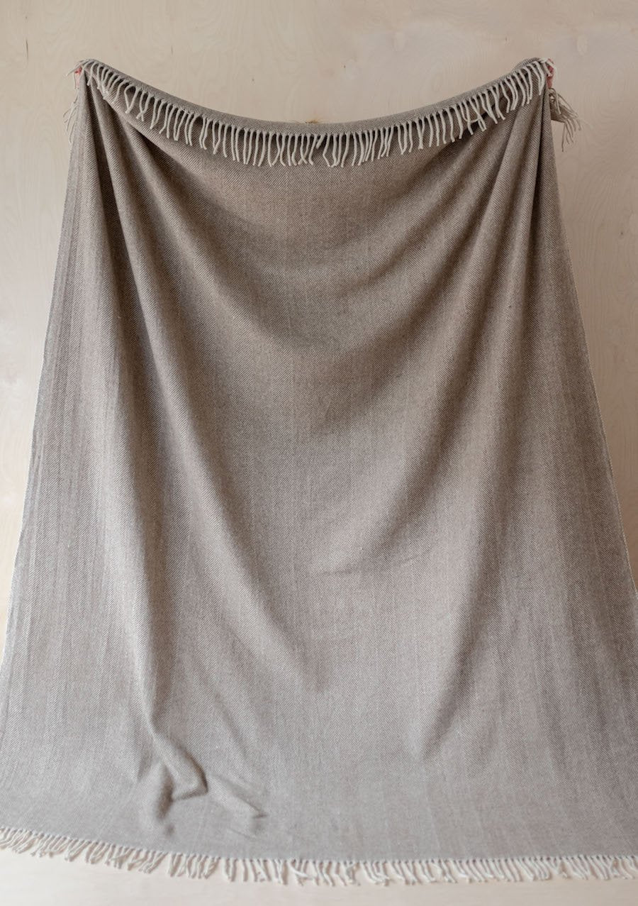 Recycled Wool Throw in Natural Beige