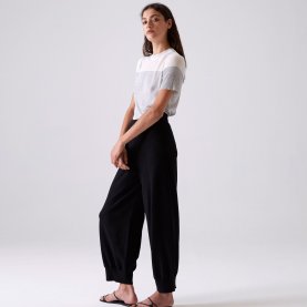 Dansu Knitted Trousers in Black | The Collaborative Store