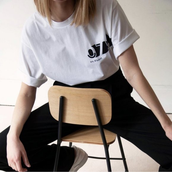 LE 75 Oversized T-shirt in White | The Collaborative Store