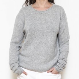 Moscow Raw Neck Cashmere Sweater | The Collaborative Store