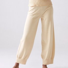 Dansu Knitted Trousers in Vanilla | The Collaborative Store
