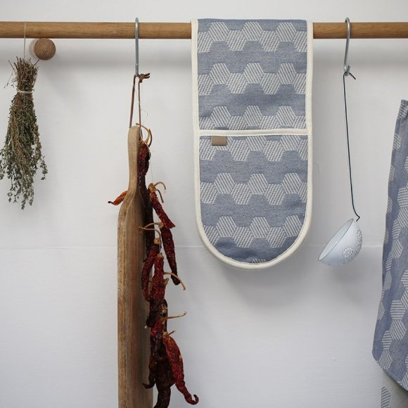 Fulham Tea Towel | The Collaborative Store